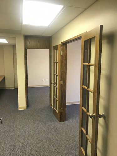 6910 W 83rd St, Shawnee Mission, KS 66204